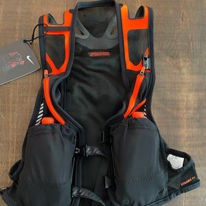 Nike Kiger running Vest